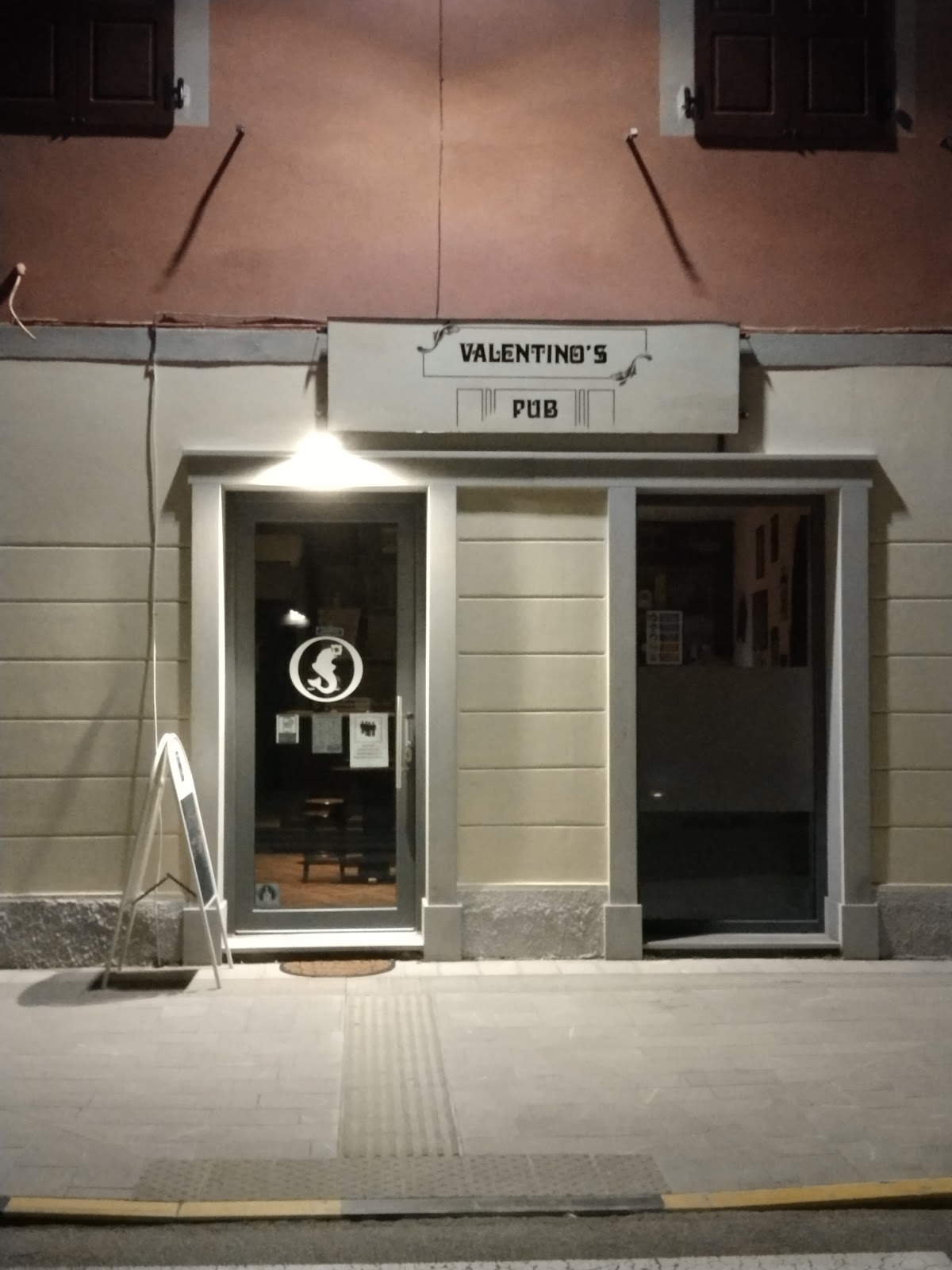 Valentino's PUB — foto 1